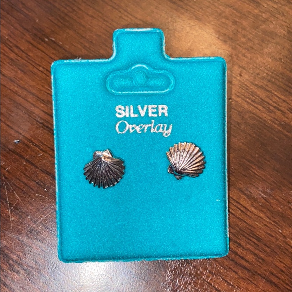 Seashell earrings
